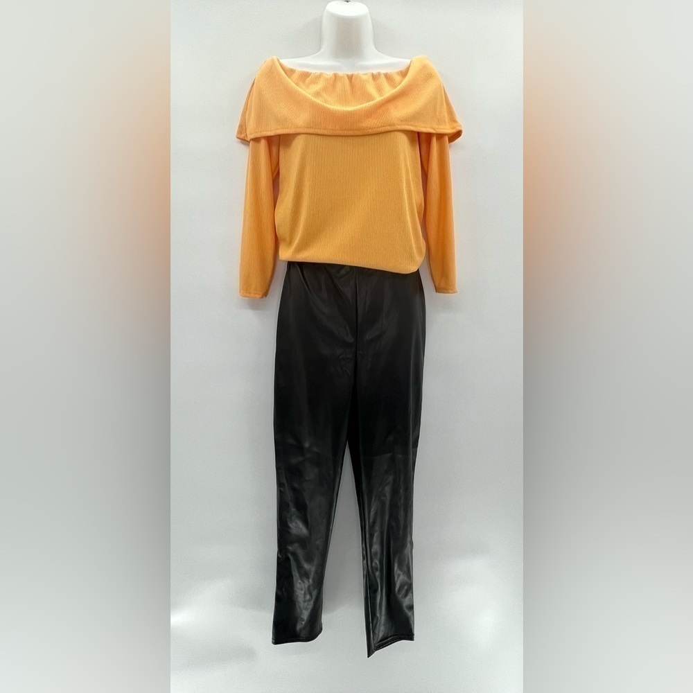 BOOHOO OFF THE SHOULDER RIB KNIT BODYSUIT SZ 12 NWT